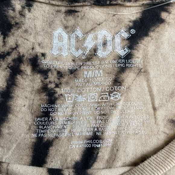 NWOT AC/DC oversized tie dye band t-shirt. Size Medium. - Picture 3 of 4